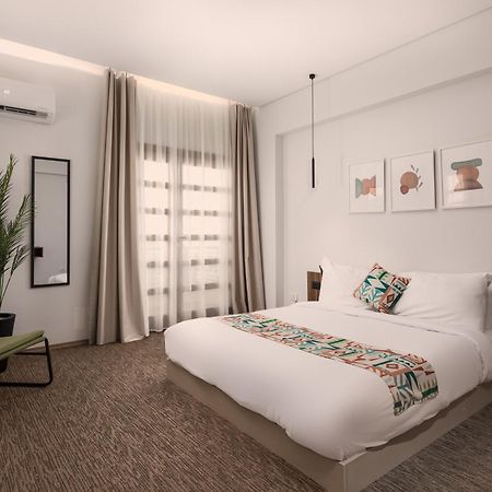Livingville Nine Kaherah Luaran gambar